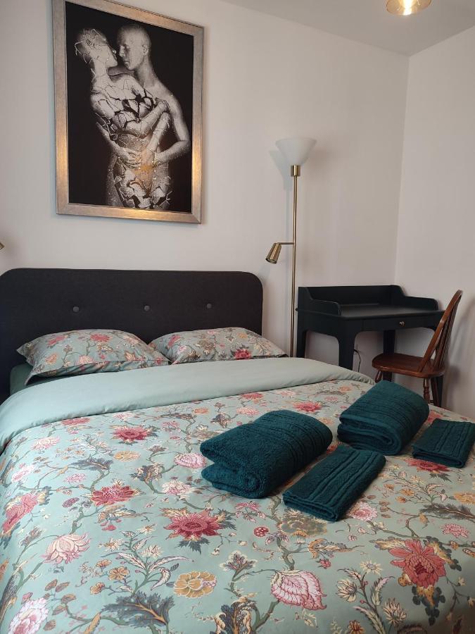 Historic Center Residence 2 Bucureşti Ngoại thất bức ảnh