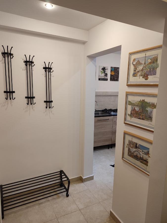 Historic Center Residence 2 Bucureşti Ngoại thất bức ảnh